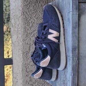 New Balance 520 Sneakers Navy Size 8